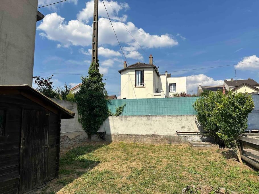 Maison Jardin Proche Paris Вильжюиф Экстерьер фото