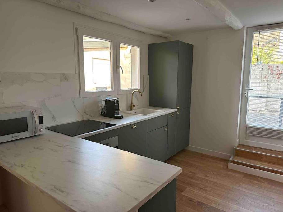 Maison Jardin Proche Paris Вильжюиф Экстерьер фото